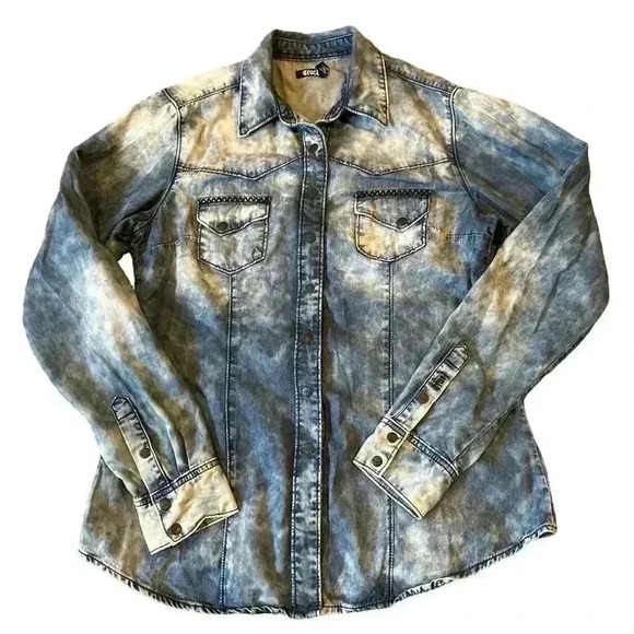 Women’s Cruel Acid Wash Denim Button Down Western Shirt Size Large - Picture 1 of 6
